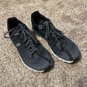 COPY - On Cloudflow 3.0 Men’s Size 13 Black, Grey and White. Excellent Condition